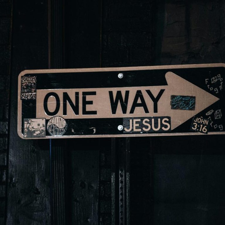 isaac-mitchell-eCJZ_m4K5XA-unsplash (1)