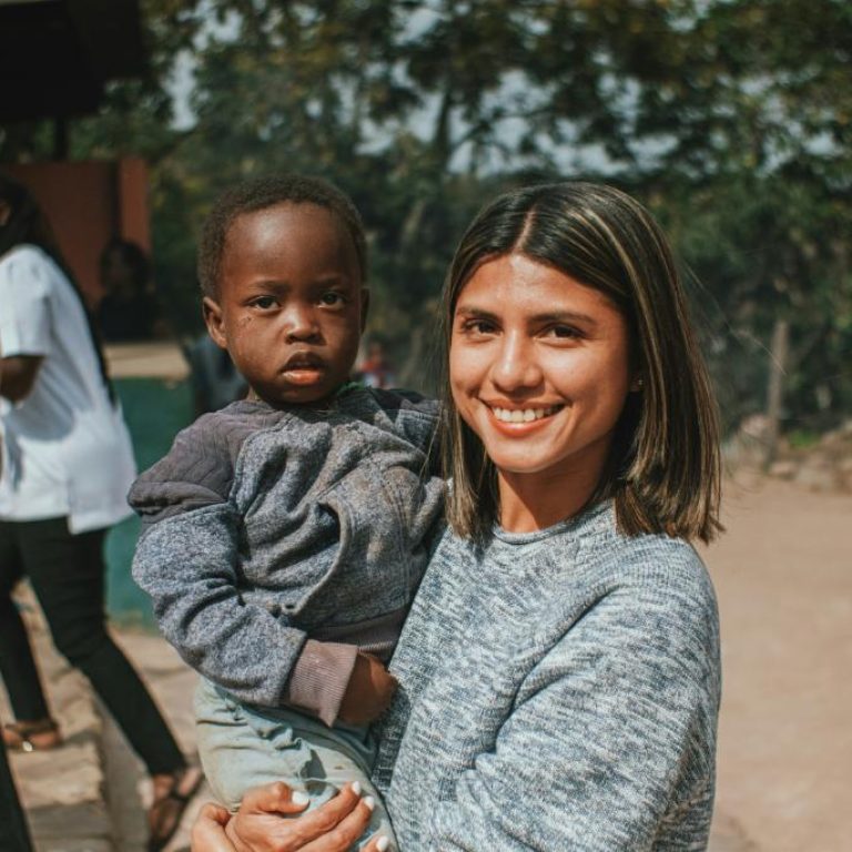 michael-ali-H1spF8O3_Ok-unsplash (1)